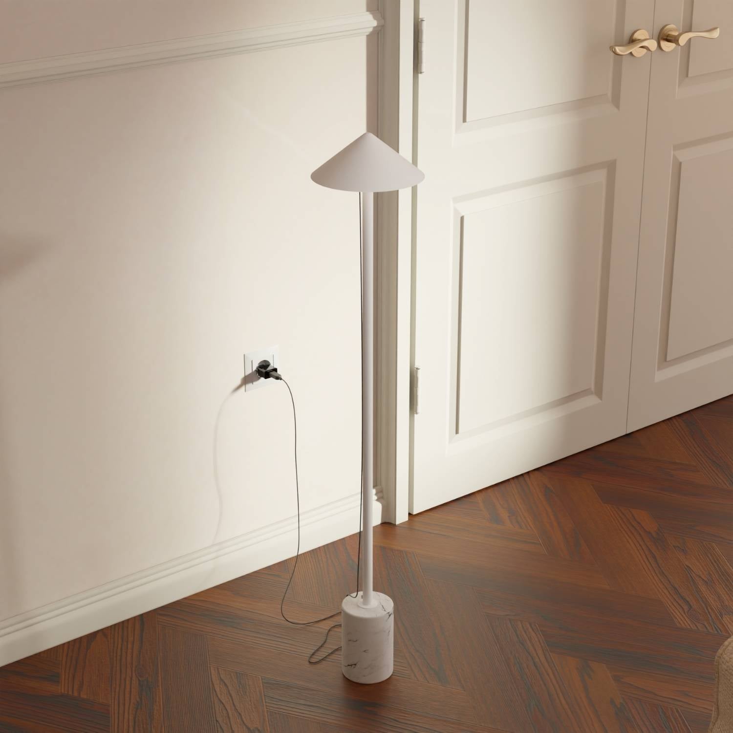 Saphira rechargeable floor lamp